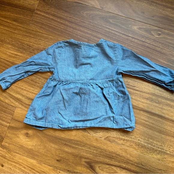 4 for $10 ๐ Carter's Denim Style Loose Top with Burgundy Floral Pants - Picture 4 of 9